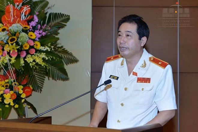 Ong Le Dinh Nhuong bi mien nhiem chuc Pho Chu nhiem Uy ban Quoc phong va An ninh