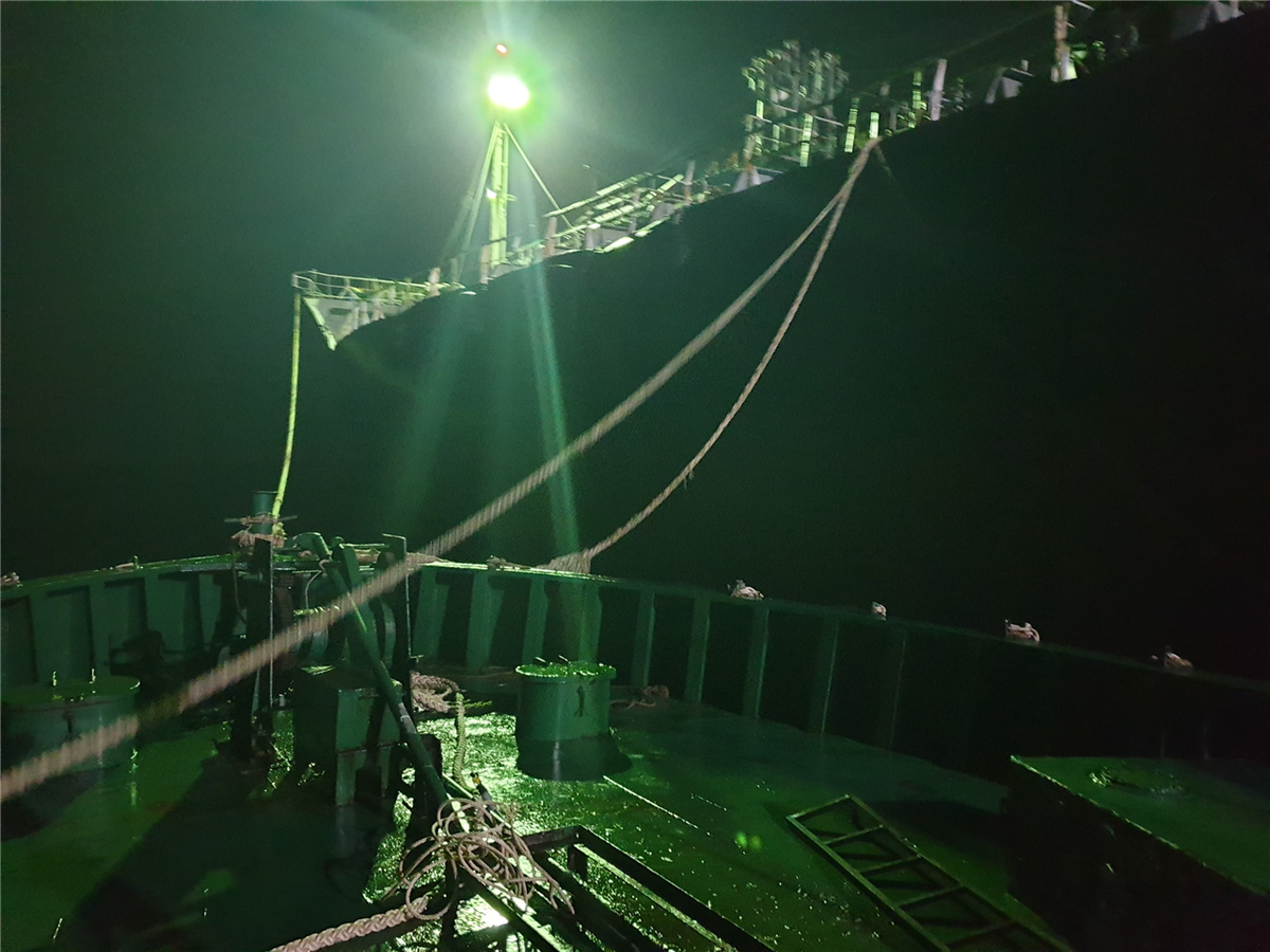 Bat qua tang duong day buon lau xang dau 