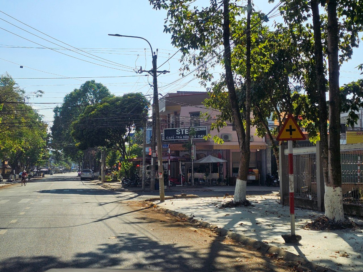 Cận cảnh DA nâng cấp vỉa hè nội ô 13 tỷ ở Định Quán - Hình 8 Can canh DA nang cap via he noi o 13 ty o Dinh Quan-Hinh-8