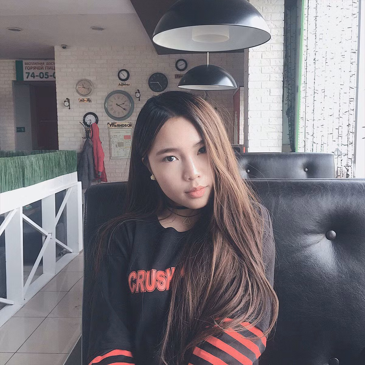  10X Hà Tĩnh chia sẻ:" Mình rất đam mê nghệ thuật nhưng vì ba mẹ không ủng hộ mình đi con đường này sợ mình không đủ sức để chống trọi khi làm nghệ thuật nên mình đã từ bỏ và hứa với ba mẹ sẽ học nghành y để có tương lai ổn định hơn".