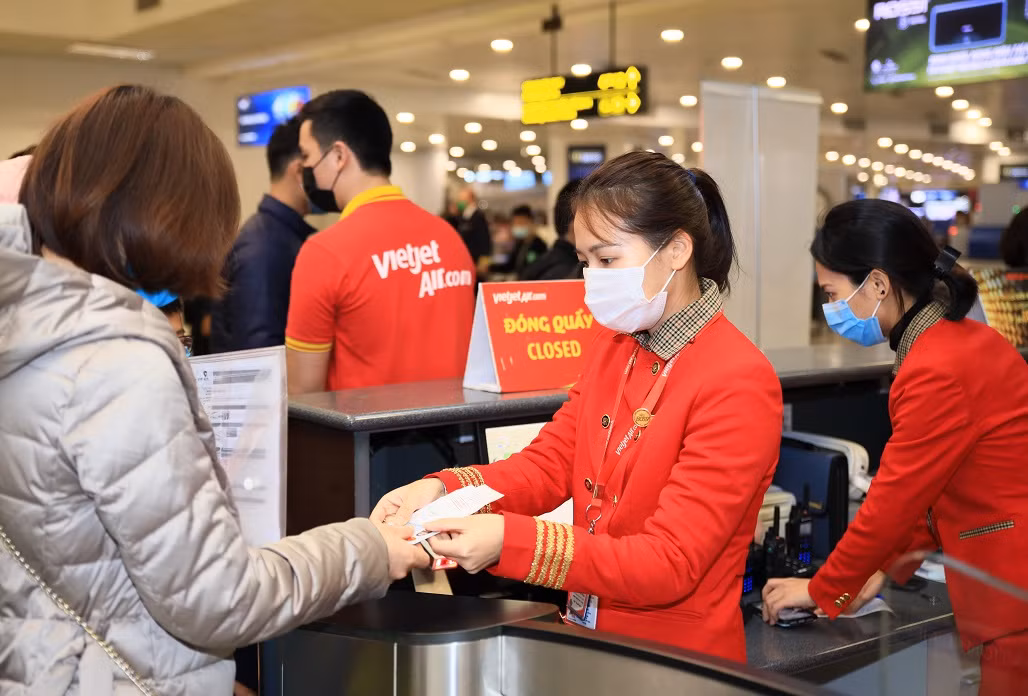 Vietjet khoi phuc loat duong bay quoc te thuong le