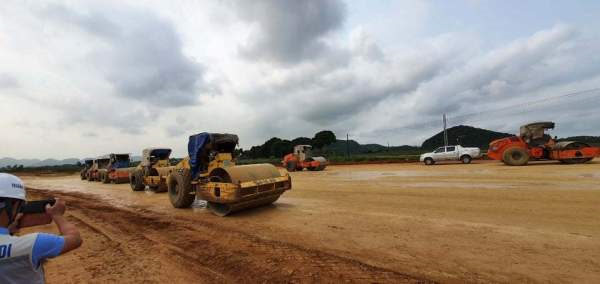 Cao toc Bac - Nam doan Bim Son sap hoan thanh, luc day thu hut dau tu