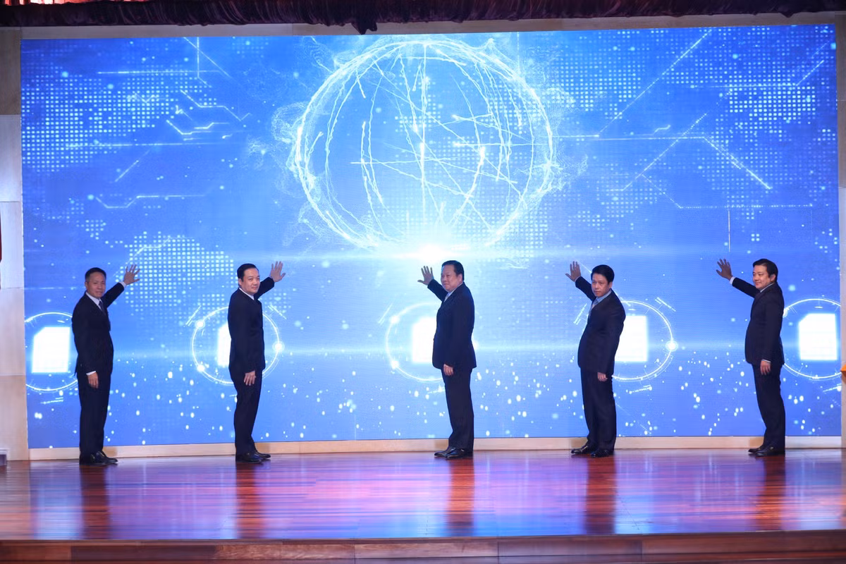 VNPT tro thanh Nha cung cap dich vu Mobile Money dau tien tai Viet Nam