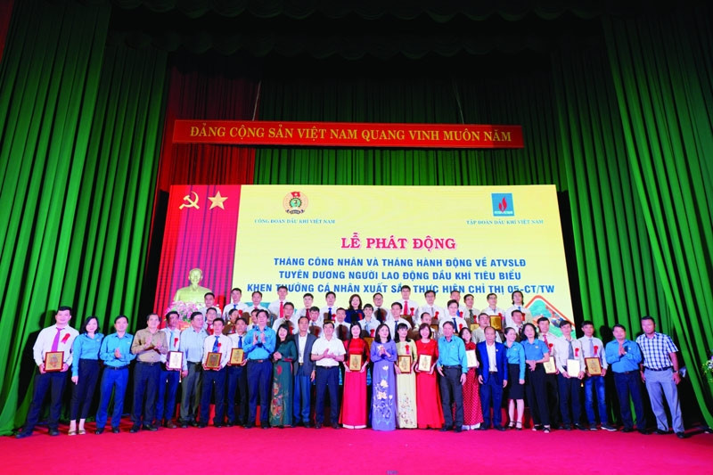 Mai am cua nguoi lao dong dau khi