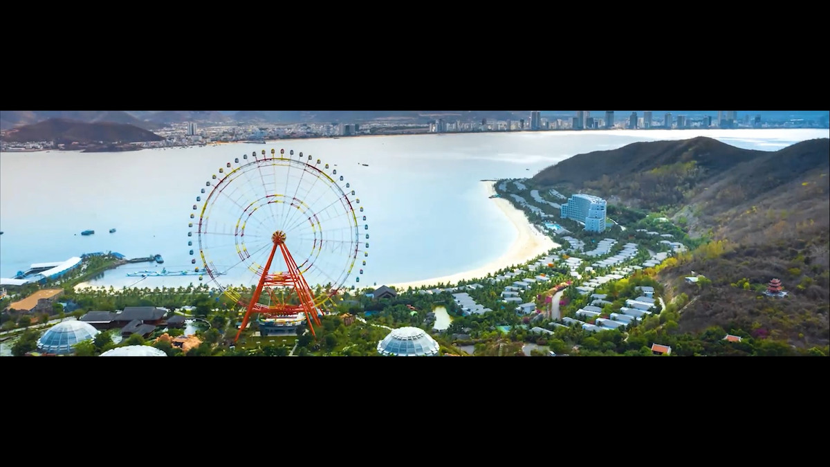 VinFast “cho” hon Viet sang My, gay an tuong voi hang nghin khach tham quan-Hinh-8