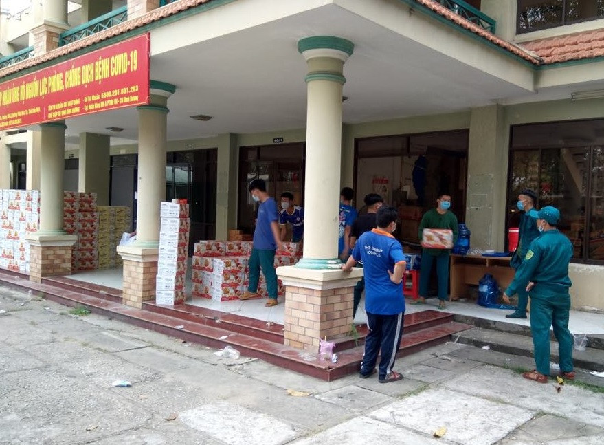 Tan Hiep Phat trao tang 36.000 san pham den cac khu vuc cach ly tinh Binh Duong-Hinh-2