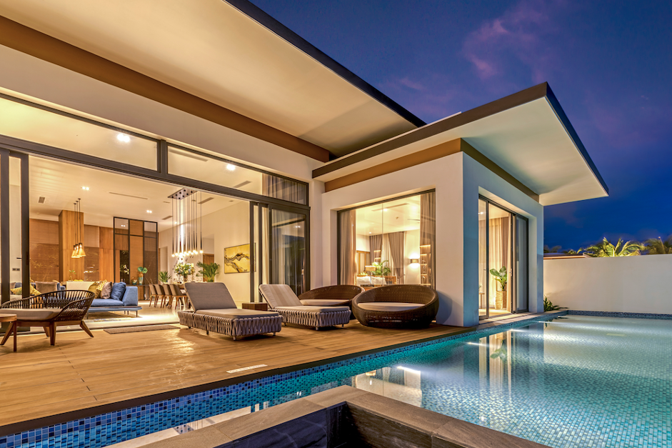 Tiec “hoang hon” tren bai Ong Lang – Phu Quoc nuc long thuong khach-Hinh-4