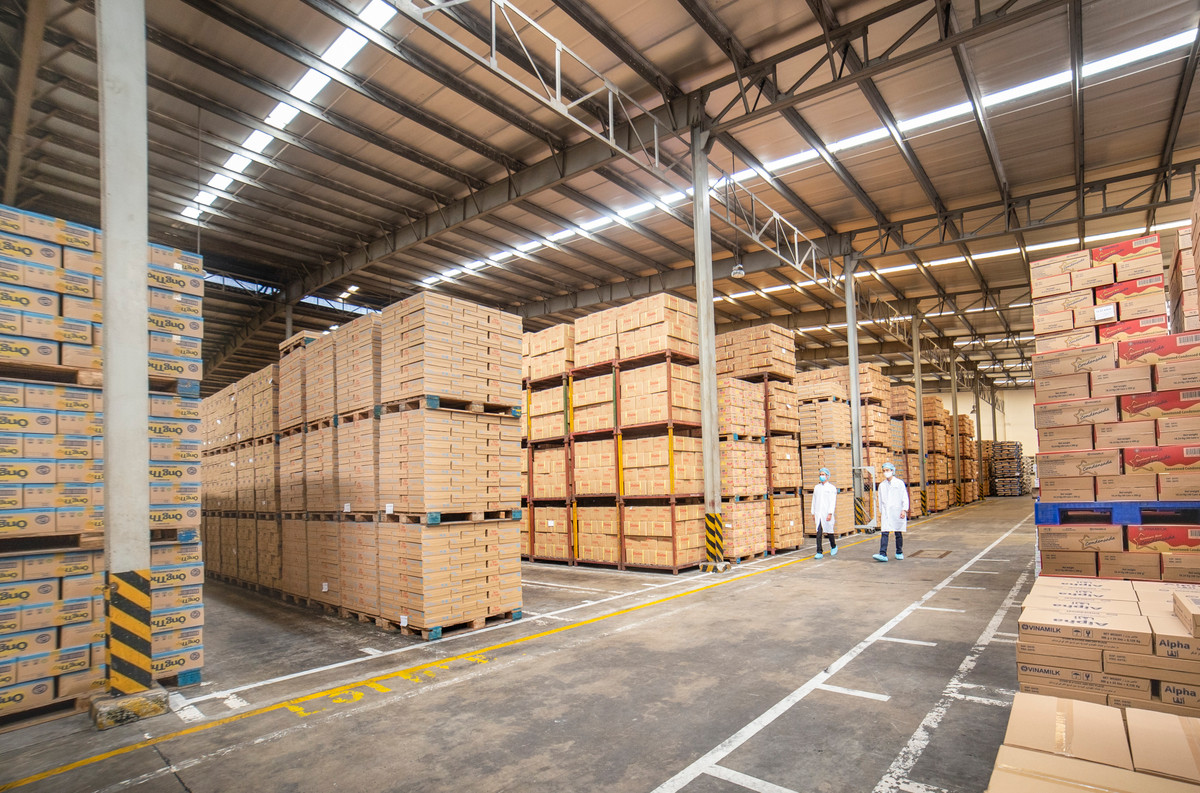 Ba mui nhon trong chien luoc thuc hien muc tieu kep cua VINAMILK