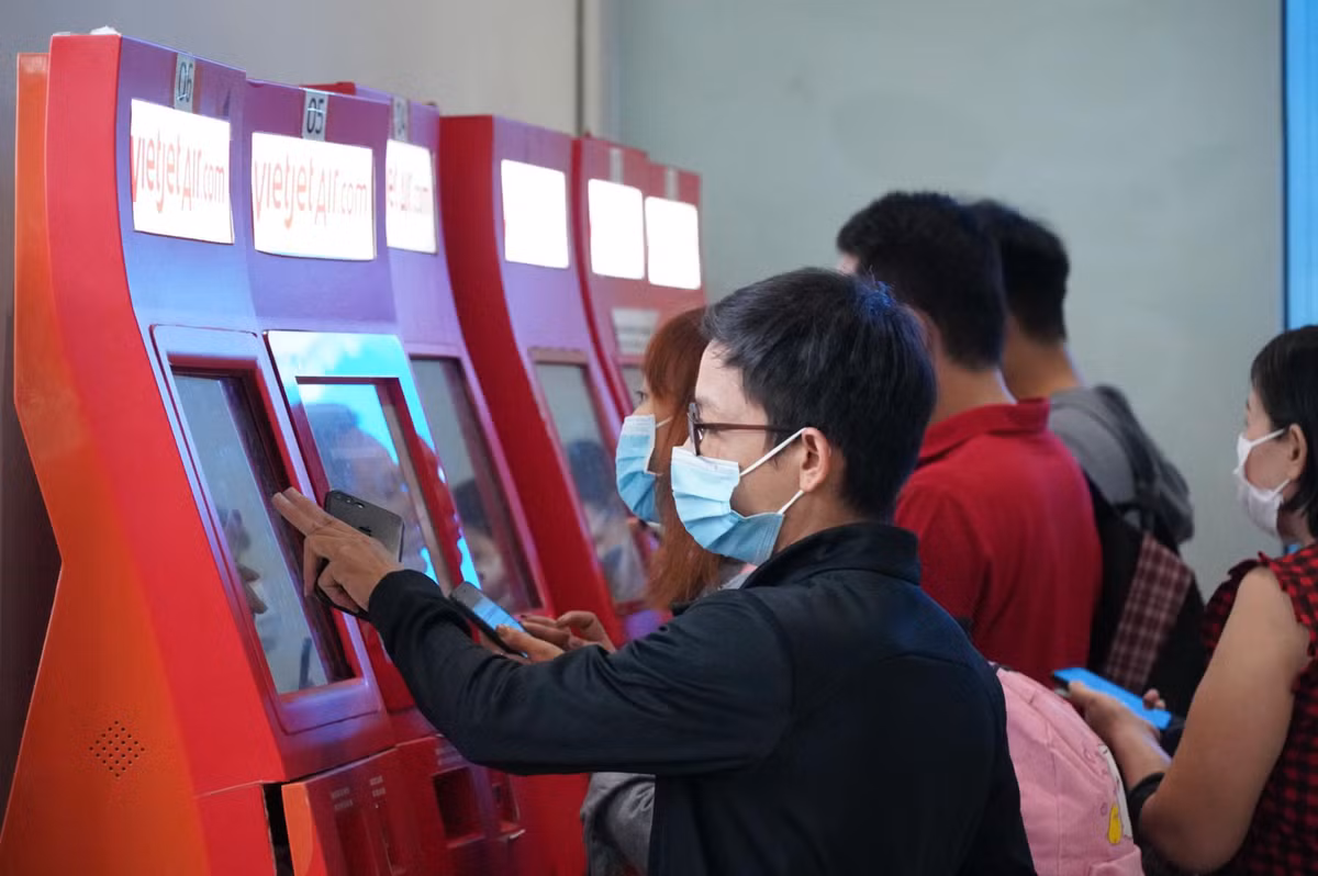 Tung bung Dai tiec mua sam Ngay doc than, Viejet tung hon tram ngan ve gia chi tu 1.111 dong-Hinh-2