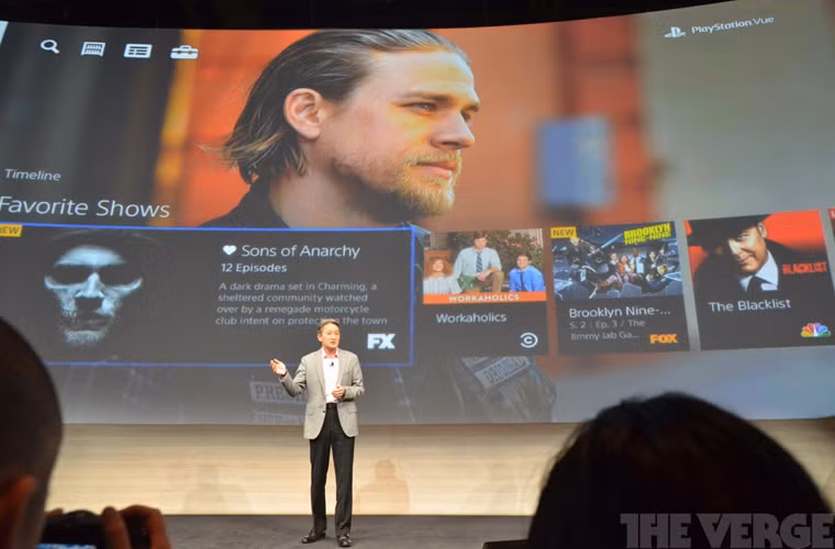 PlayStation Vue – một sản phẩm dịch vụ truyền hình mới của Sony, sẽ cho phép người dùng PS3 và PS4 xem hàng ngàn chương trình truyền hình qua máy game của họ. Dịch vụ này sẽ ra mắt trong quý I năm 2015.