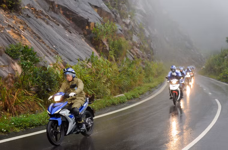 Quãng đường 140km từ Nha Trang đi Đà Lạt vượt qua con đèo Omega nổi tiếng chính thức bắt đầu