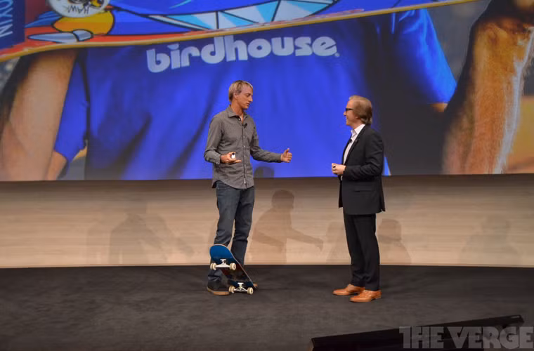 Sau đoạn giới thiệu video của mình, Tony Hawk bước lên sân khấu với máy quay phim hành trình của Sony trên tay. Năm 2015, Sony sẽ phát hành game PlayStation 4 có nhân vật Tony Hawk nhưng tên chính thức của game thì vẫn chưa được tiết lộ.