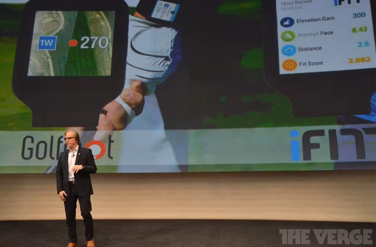 Hiện thân của của dòng đồng hồ mới này là lớp vỏ chế tạo từ thép.