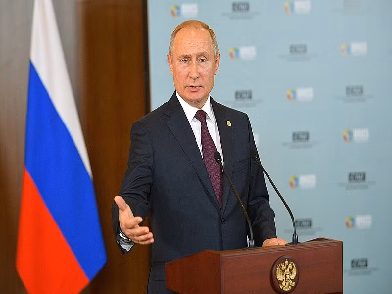 Tong thong Putin tuyen bo Nga hoan thanh su menh tai Syria