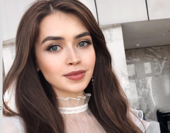 Hai người cùng đi xem các trận hockey, lễ hội nghệ thuật và có mặt tại World Cup 2018 ở Moscow, Nga. Ảnh: FB.