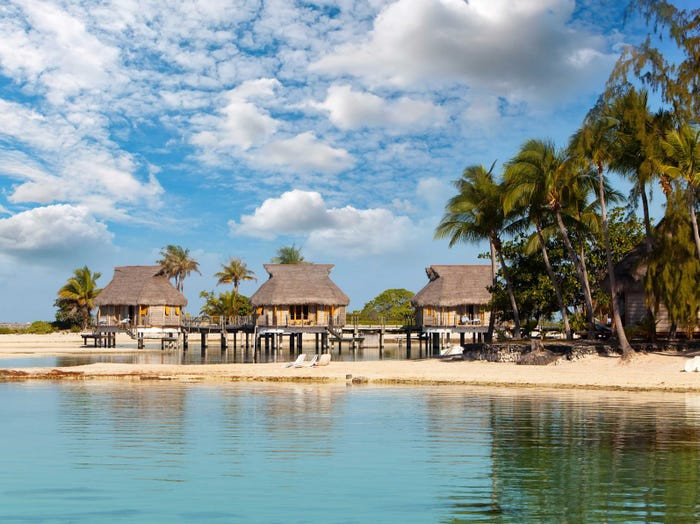 Quốc đảo Maldives đang chìm dần vì biến đổi khí hậu. Giới khoa học dự đoán, trong vòng 100 năm nữa, nơi này sẽ bị ngập hoàn toàn.