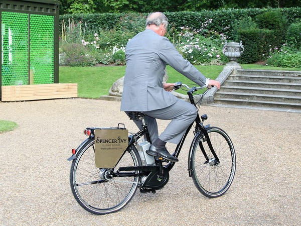 Khong ngo Thai tu Charles lai hai huoc, binh di den nhu vay