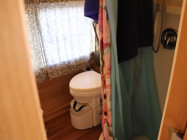 Khu vực nhà tắm.