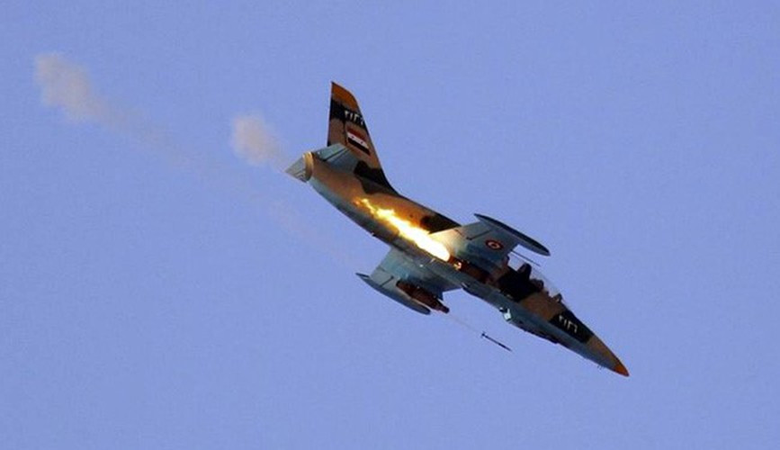 Cùng lúc, các chiến đấu cơ Syria cũng tiến hành 5 đợt không kích nhằm vào khu vực nằm dưới sự kiểm soát của phiến quân gần biên giới với Thổ Nhĩ Kỳ. Ảnh: TNS.
