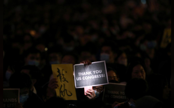 Người biểu tình Hong Kong gửi lời cảm ơn tới Quốc hội Mỹ.