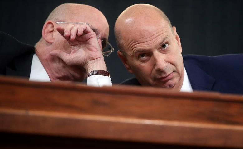 Toan canh phien dieu tran cua Dai su My khien Tong thong Trump 