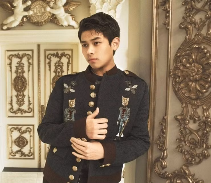 Hiếu Nguyễn từng làm rất nhiều công việc khác nhau như tiếp tân, nhân viên bán hàng... - vị trí thấp nhất của tập đoàn, một nhân viên kinh doanh để tích lũy kinh nghiệm. Ảnh: Facebook