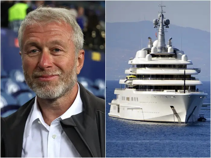 Du thuyền Eclipse thuộc sở hữu của ông trùm kinh doanh người Nga Roman Abramovich. Du thuyền có 24 cabin dành cho khách, hai sân bay trực thăng, hai bể bơi, phòng khiêu vũ và nhiều tiện nghi khác.