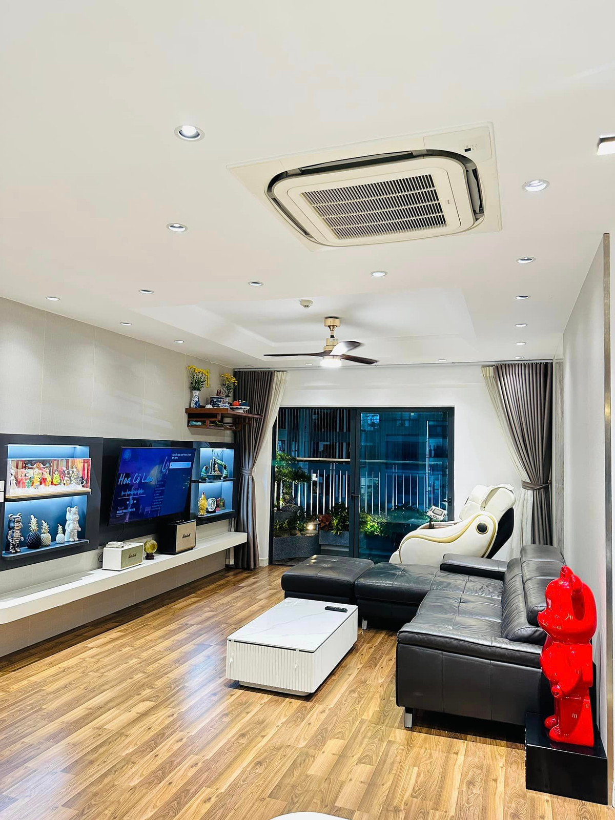 Sau 2 tháng hoàn thiện, vợ chồng Trung Ruồi đã chuyển đến ở căn hộ mới.