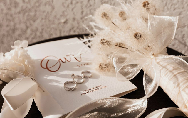 Bó hoa cưới của Puka có giá 5 triệu đồng. Ảnh: Tổ quốc