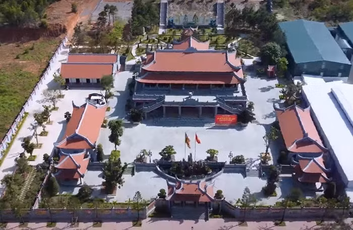 Nha tho to ho Bui lon nhat Viet Nam co gi dac biet?