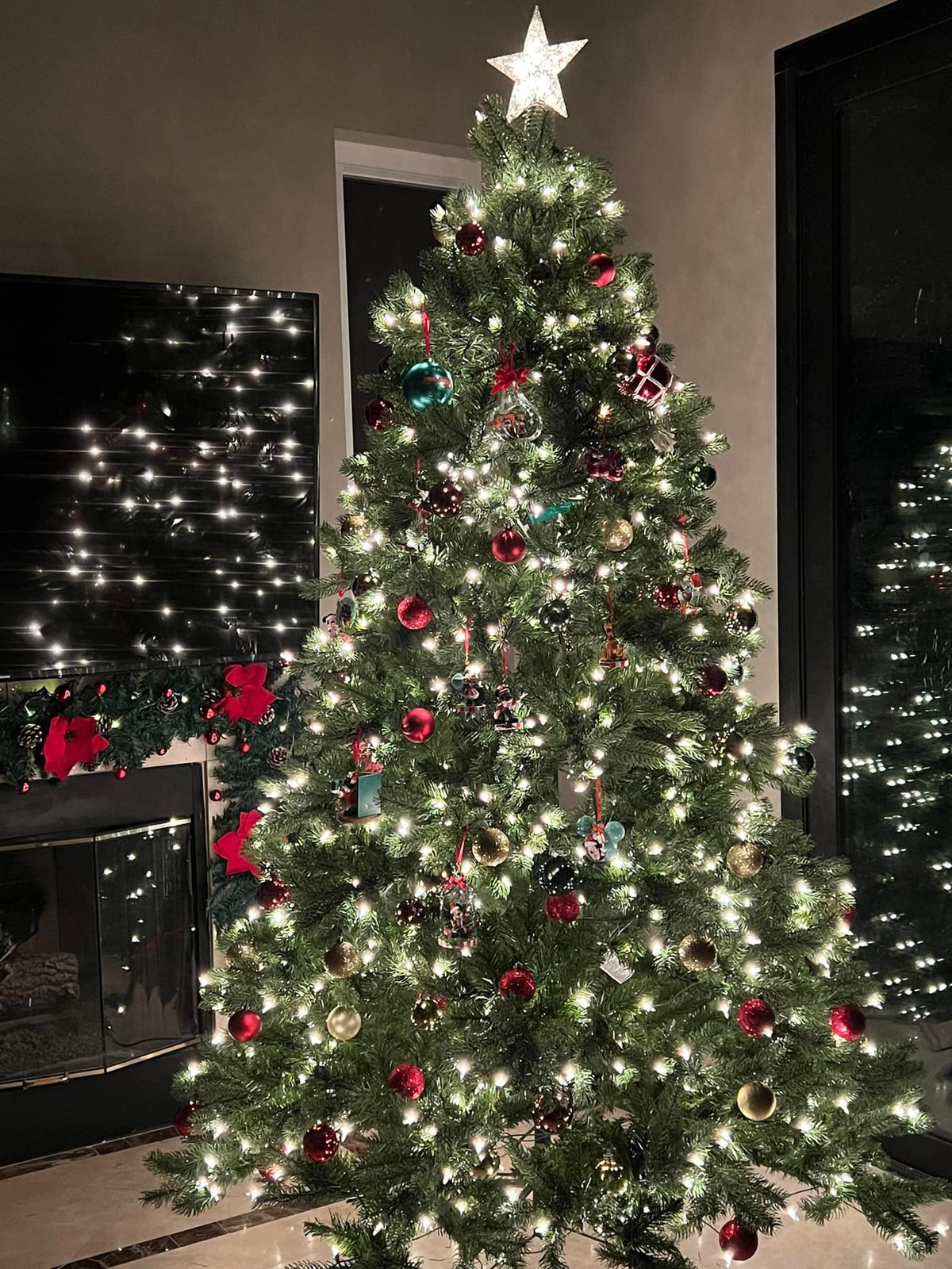 Mới đây, trên trang cá nhân, ca sĩ Thanh Thảo bất ngờ đăng tải loạt ảnh hé lộ không gian trong tổ ấm tại Mỹ.