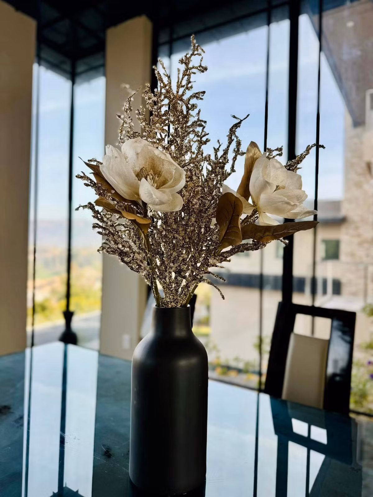 Nhiều người hâm mộ khen Thủy Tiên khéo tay, trang trí Noel và Tết thật hoành tráng.