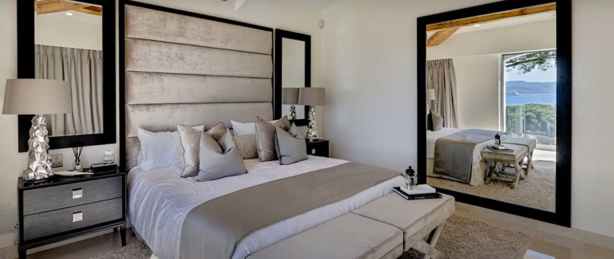 Tại Paris, Bernard Arnault sở hữu ngôi nhà trị giá hơn 200 triệu USD. Ảnh: Getty