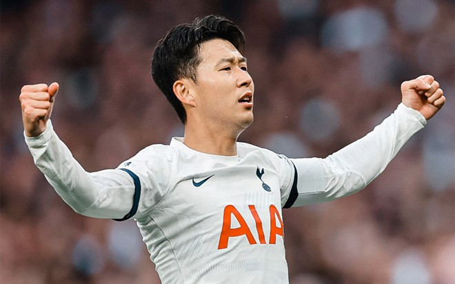 Thời hạn hợp đồng của Son Heung-min với đội chủ sân Tottenham từ tháng 7/2018 hiện vẫn còn hiệu lực. Ở bản hợp đồng này, mức đãi ngộ và chân sút người Hàn đang nhận là 140.000 bảng/tuần (tương đương hơn 3 tỷ/tuần). Ảnh: Tottenham Hotspur
