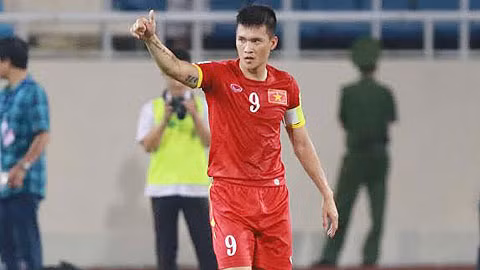 Mùa 2008, bầu Hiển đã không ngại chi ra 8 tỷ đồng để có được cái gật đầu của Công Vinh. Cùng với đó, Công Vinh còn được hưởng mức lương 40 triệu đồng/tháng. Ảnh: Bongdaplus