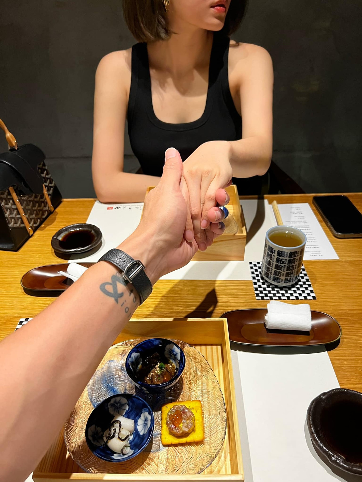 Hiện tại, vợ chồng Vĩnh Thuỵ chưa tiết lộ về mái ấm sẽ ở sau khi về chung một nhà. Ảnh: FBNV