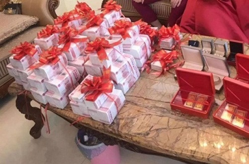 Đáng chú ý, của hồi môn bao gồm phí sinh hoạt 20.000 nhân dân tệ (hơn 71 triệu đồng) mỗi tháng, cộng thêm hai căn nhà và một chiếc xe sang Ranger Rover của Anh. Ảnh minh hoạ