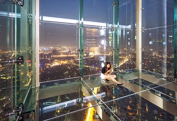 Đứng ở tầng trên cùng của toà nhà có thể quan sát hết cả một khu vực rộng lớn của Hà Nội. Ảnh: Designs