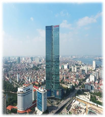 Nằm ở góc giao lộ Liễu Giai - Đào Tấn (quận Ba Đình) ngay gần trung tâm thành phố Hà Nội, Lotte Center Hà Nội là tòa nhà chọc trời cao thứ 3 tại Việt Nam, cao thứ 2 Hà Nội với độ cao 267m. Ảnh: Ls-electric