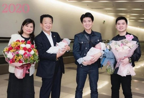 Trên trang cá nhân, Đỗ Quang Vinh không giấu giếm chuyện bản thân là một ông bố đơn thân hạnh phúc, hết lòng vì gia đình. Ảnh: FBNV