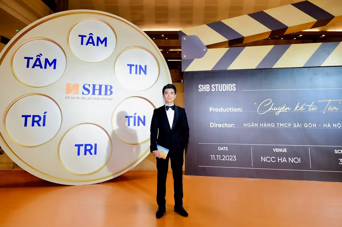 Đỗ Quang Vinh - con trai cả của bầu Hiển sinh năm 1989, là Thạc sỹ chuyên ngành Tài chính và Quản trị tại University of East Anglia, Vương quốc Anh. Ảnh: FBNV