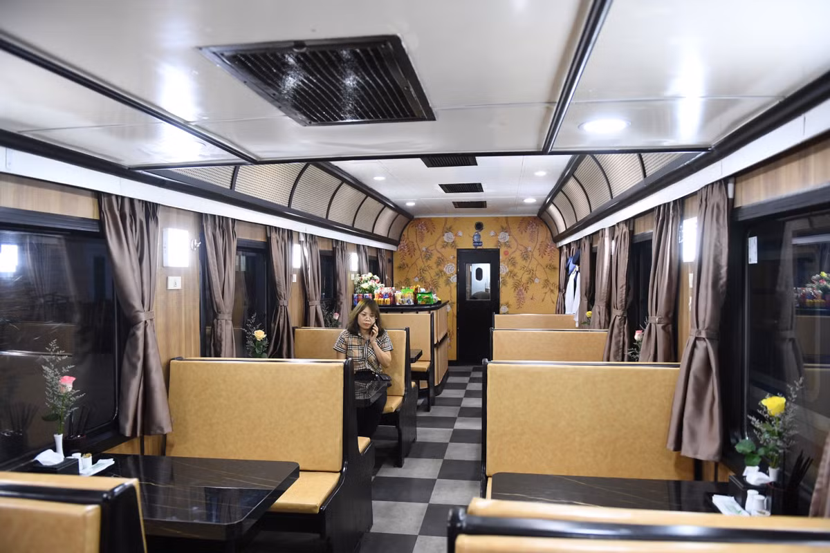 Noi that hien dai tren tau “5 sao” tuyen Ha Noi - Da Nang-Hinh-5