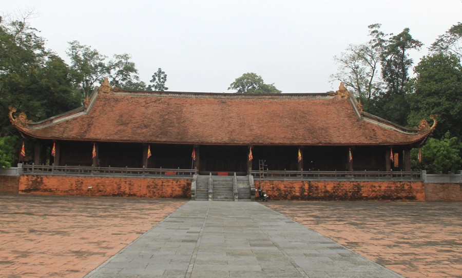 Chính điện Lam Kinh (thuộc Khu di tích lịch sử, văn hóa và kiến trúc nghệ thuật quốc gia đặc biệt Lam Kinh ở huyện Thọ Xuân, tỉnh Thanh Hóa) khiến nhiều du khách choáng ngợp bởi đây là công trình bằng gỗ lim kỳ vĩ nhất Việt Nam hiện nay. Ảnh: Dân trí