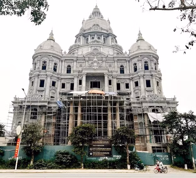  Lâu đài Hải Linh có diện tích xây dựng có diện tích xây dựng hơn 13.000m2 sàn xây trên khu đất 3.500m2. Ảnh: Nguoiquansat