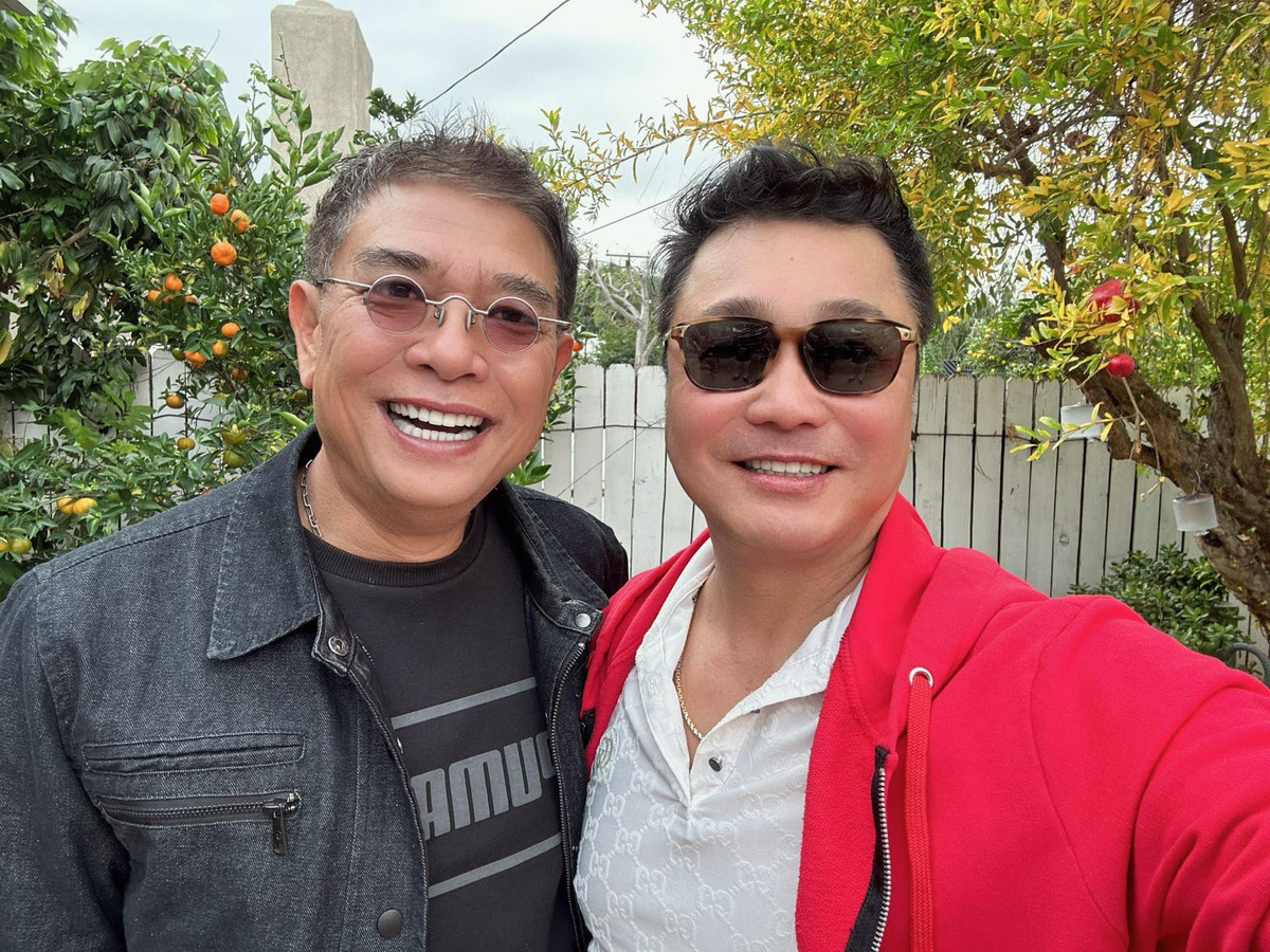 Mới đây, Lý Hùng - Lê Tuấn Anh vui mừng khi hội ngộ tại Mỹ sau hai thập kỷ. Ở tuổi U60, cả hai có cuộc sống khác biệt. Ảnh: FBNV