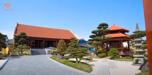 Bước qua cánh cổng không gian vườn phong cách Nhật Bản vạn người mê.