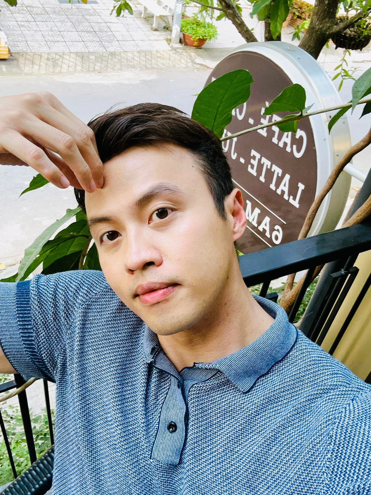 Tuy nhiên, ít ai biết, trước khi thành công như ngày hôm nay, Shark Khoa đã trải qua tuổi thơ khó khăn.