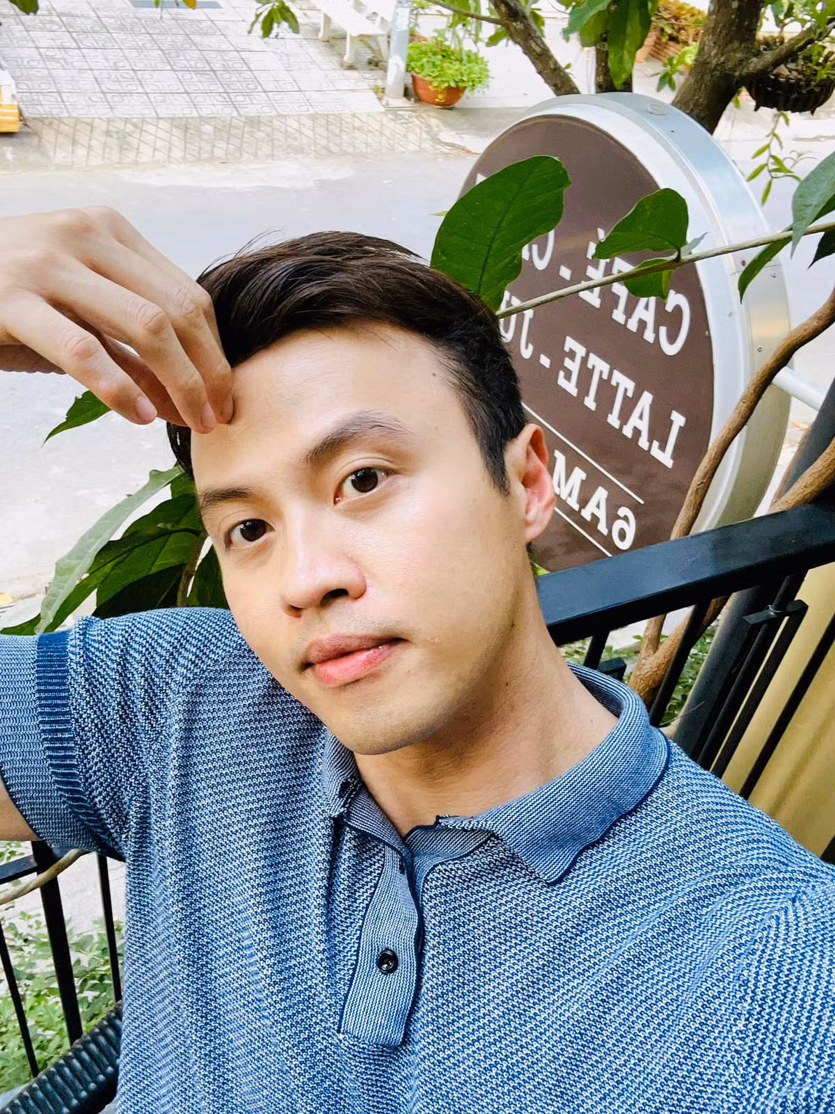 Tuy nhiên, ít ai biết, trước khi thành công như ngày hôm nay, Shark Khoa đã trải qua tuổi thơ khó khăn.