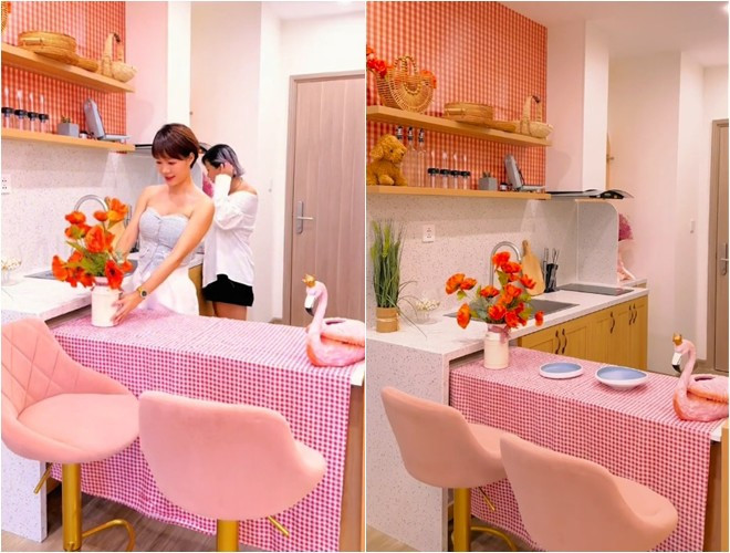 Khu bếp nhỏ xinh và bắt mắt. Ảnh chụp màn hình