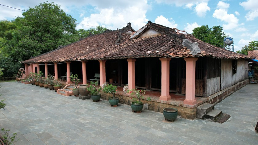 Chiem nguong nha co hon 100 tuoi hiem co o mien Dong Nam Bo